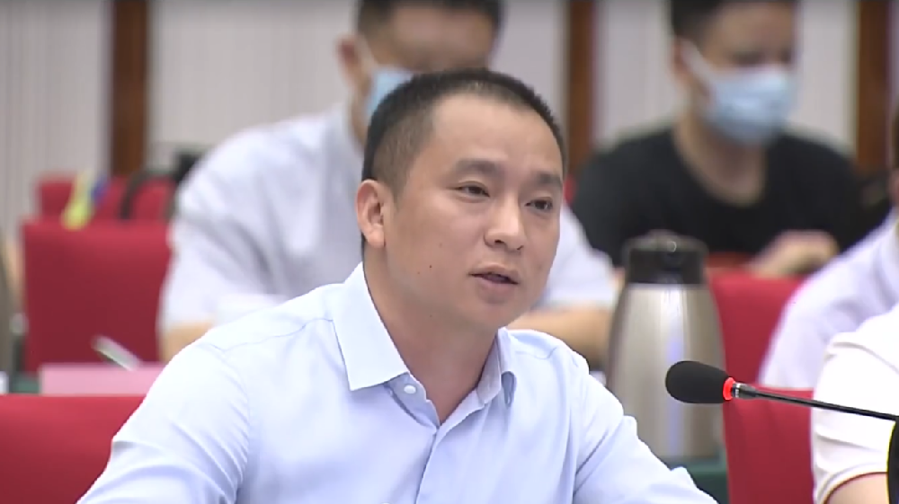 万鑫精工董事长周清泉发言